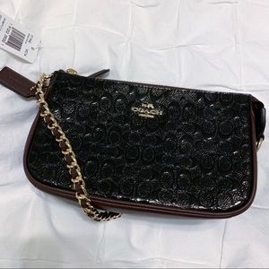 NWT Signature Debossed LG Black Leather Wristlet